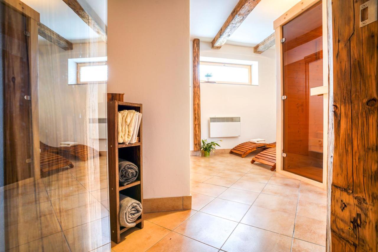Cakyho Kuria - Mezonetovy Apartman S Krbom A Saunami Smižany Eksteriør bilde