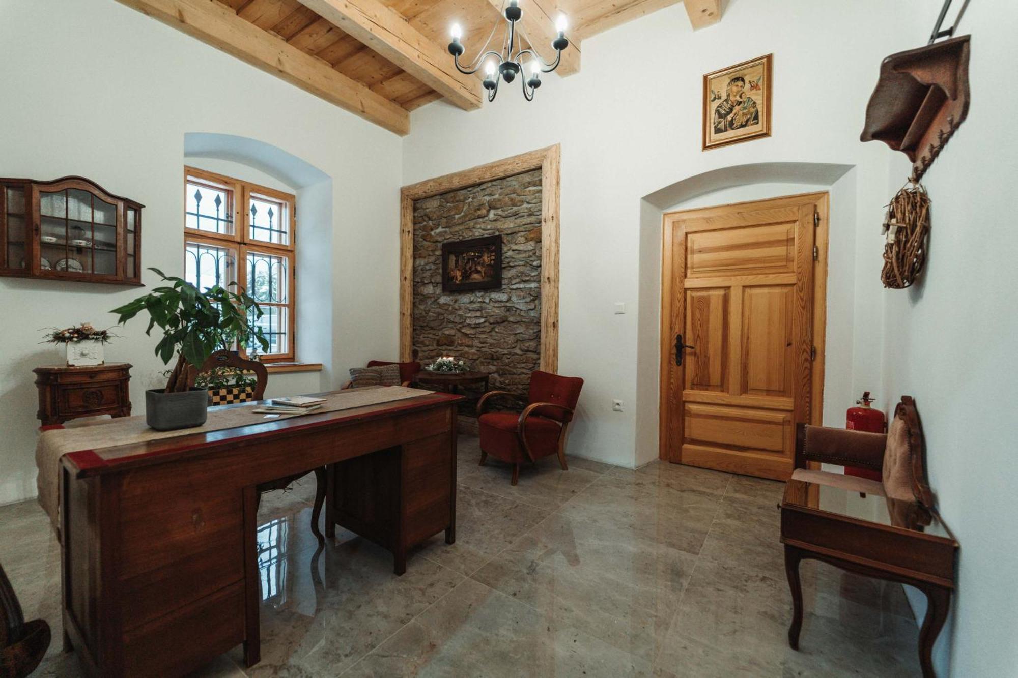 Cakyho Kuria - Mezonetovy Apartman S Krbom A Saunami Smižany Eksteriør bilde